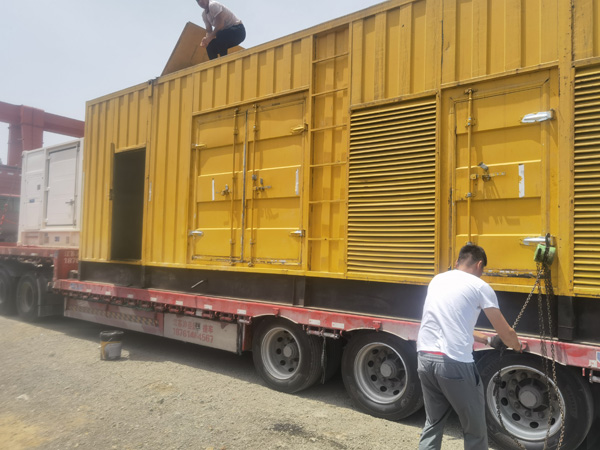 右玉除了负载情况和发动机维护,还有哪些因素会影响 200kw 柴油发电机的油耗?