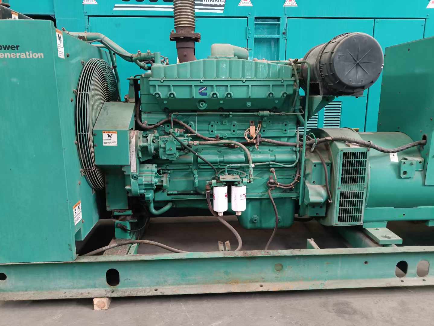 右玉过载会对 600kW 柴油发电机组造成哪些损害?