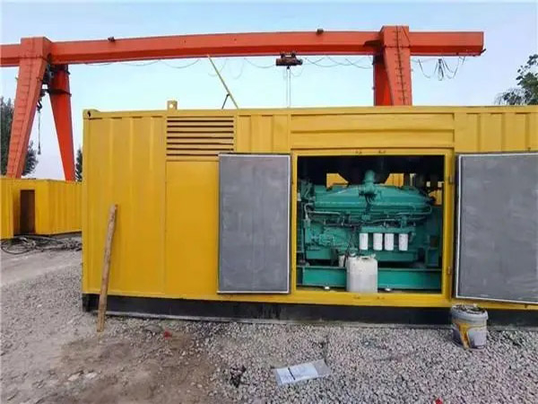 右玉冬季低温环境下,500KW发电机组应该选择什么类型的启动电瓶?